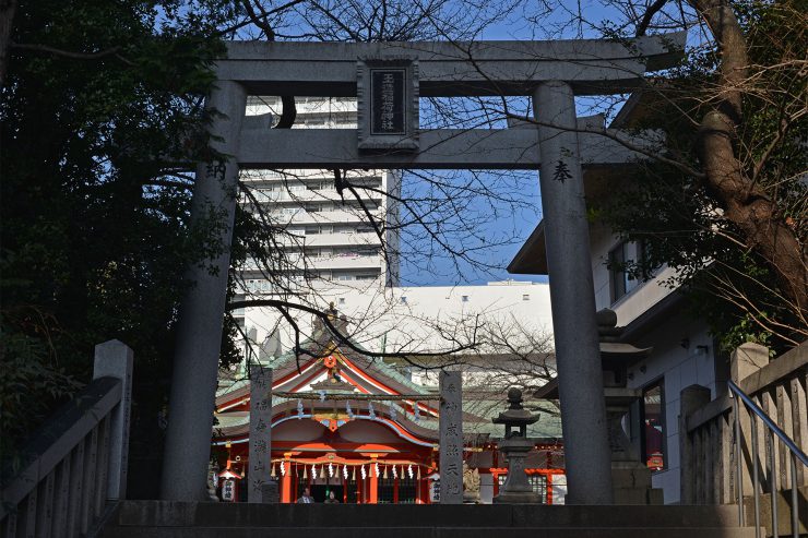 玉造稲荷神社 - 鳥居
