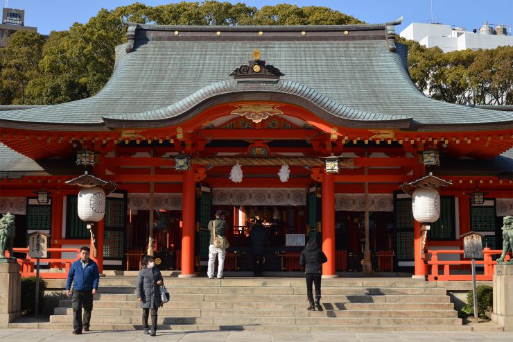 生田神社 - 拝殿