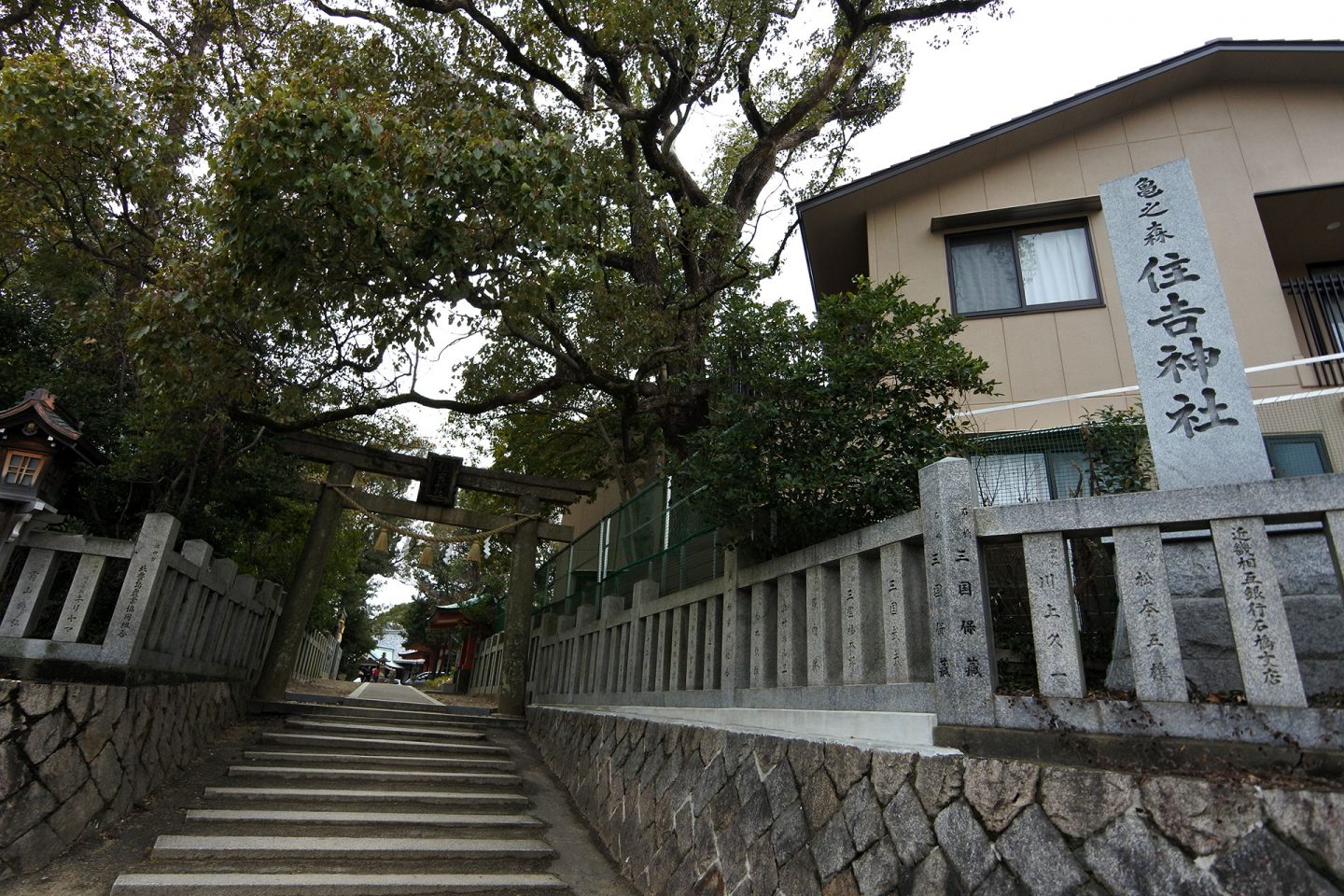 亀之森住吉神社